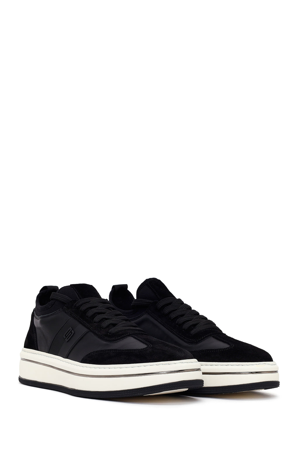 Erkek Siyah Bağcıklı Kalın Tabanlı Deri Sneaker