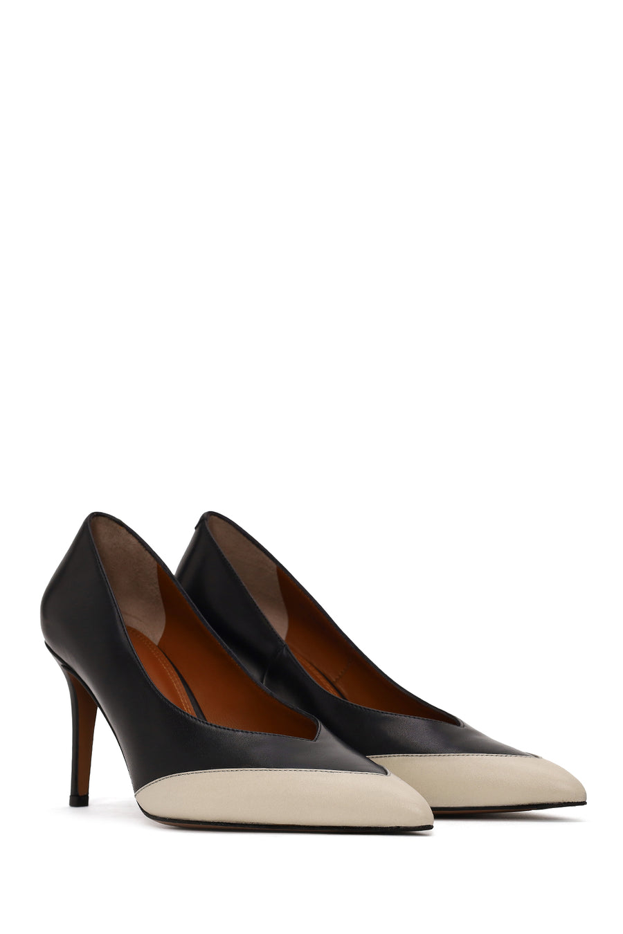 Woman Black Thin-Heeled Leather Stiletto