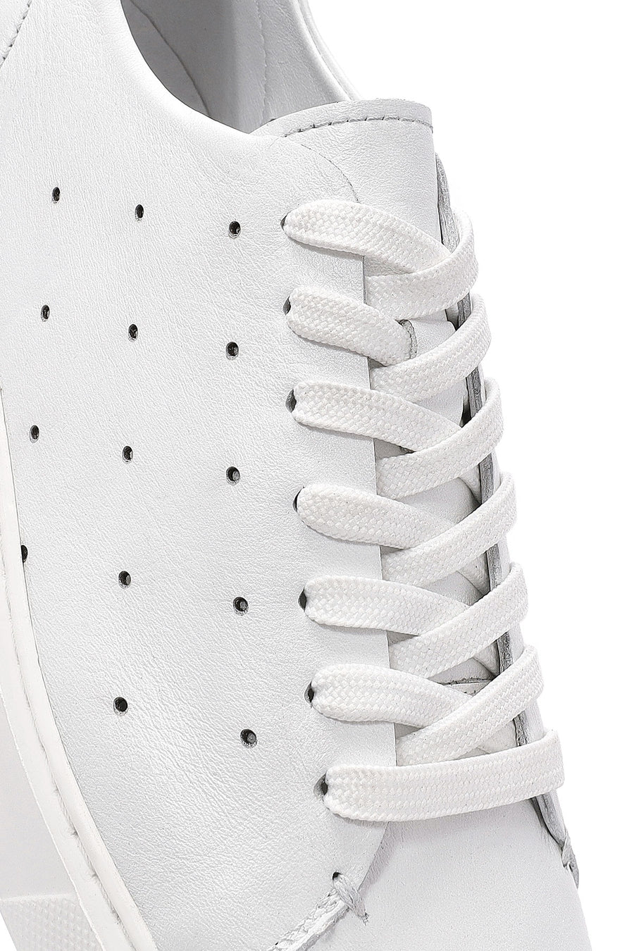 Erkek Beyaz Bağcıklı Kalın Tabanlı Deri Sneaker
