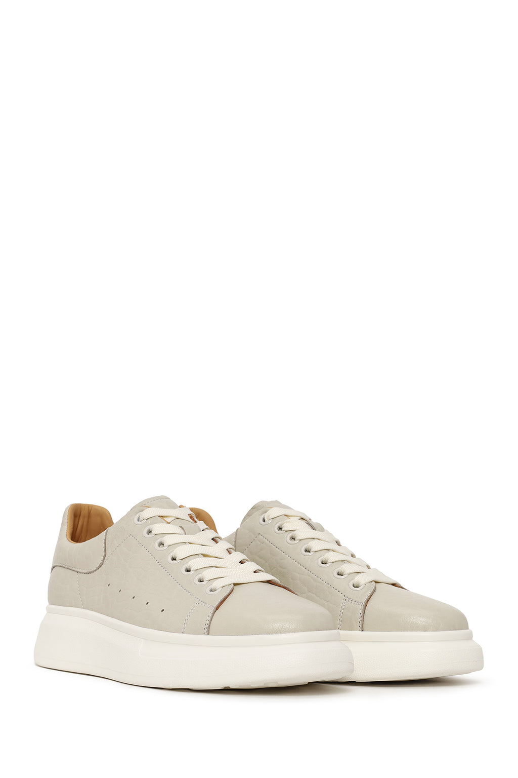 Erkek Beyaz Bağcıklı Kalın Tabanlı Desenli Deri Sneaker