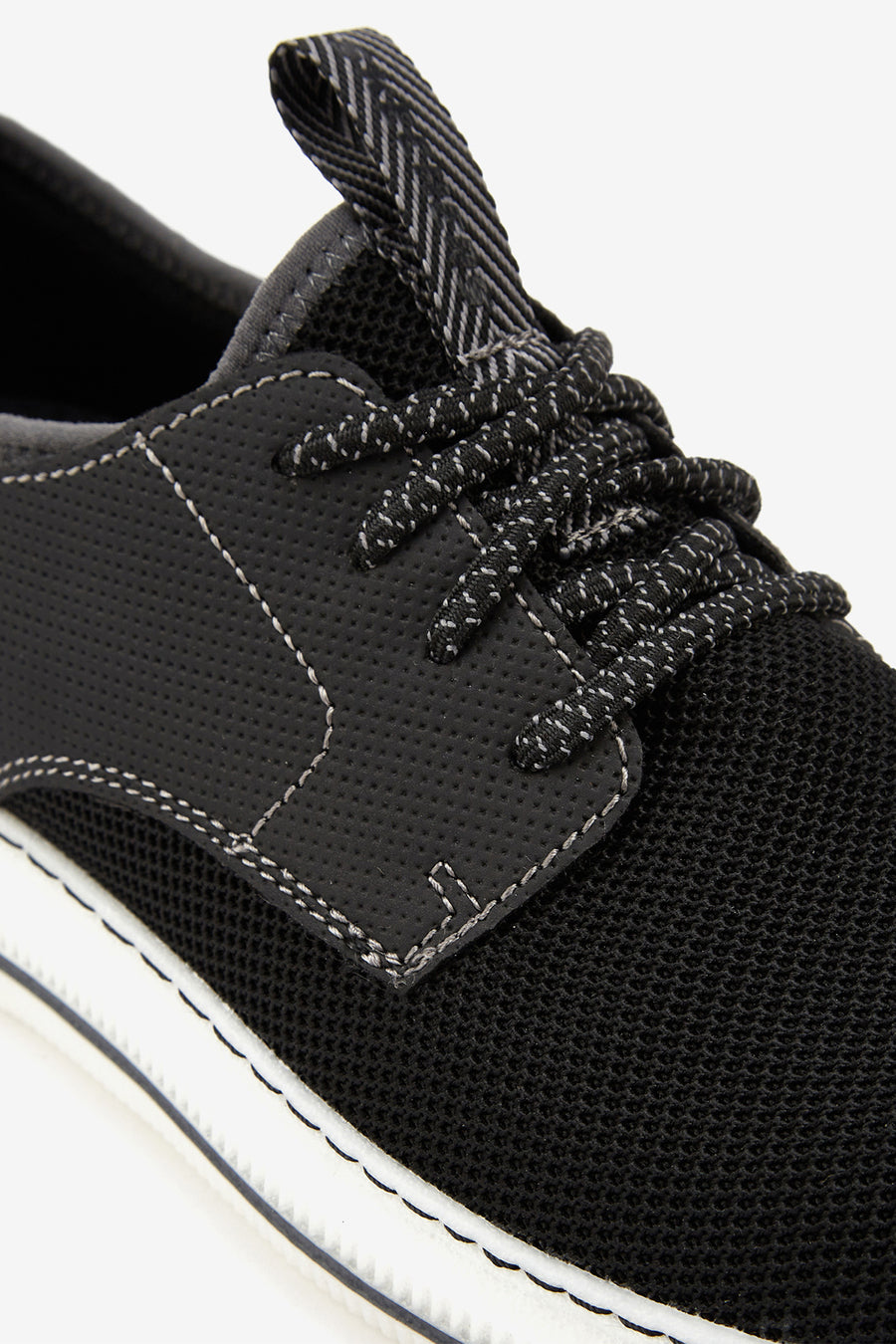 Skechers Erkek Siyah Pertola Sneaker