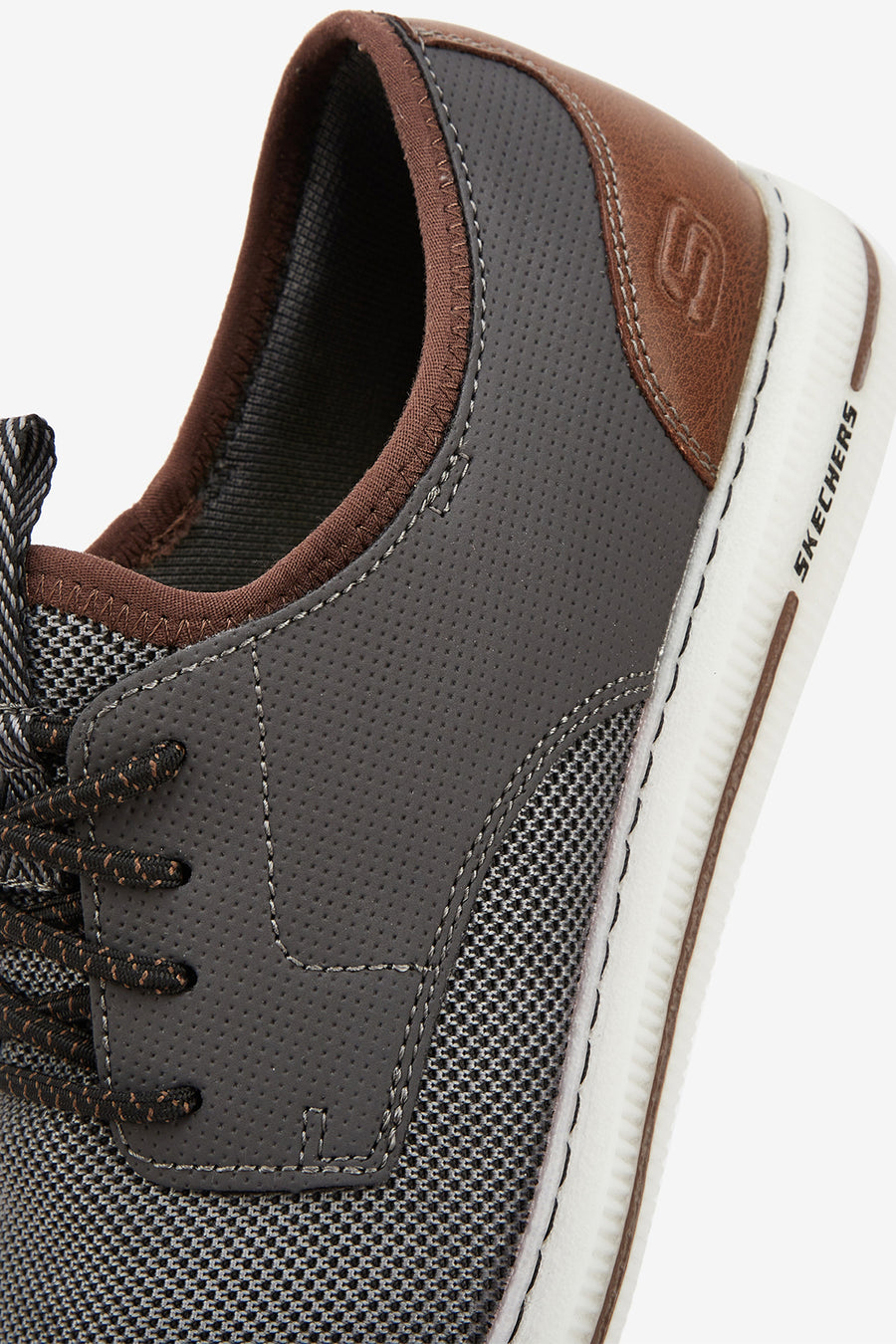 Skechers Men's Gray Pertola Sneaker