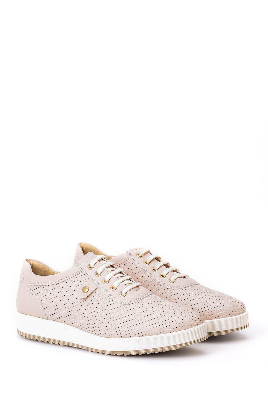 Women's Lace-Up Shoes