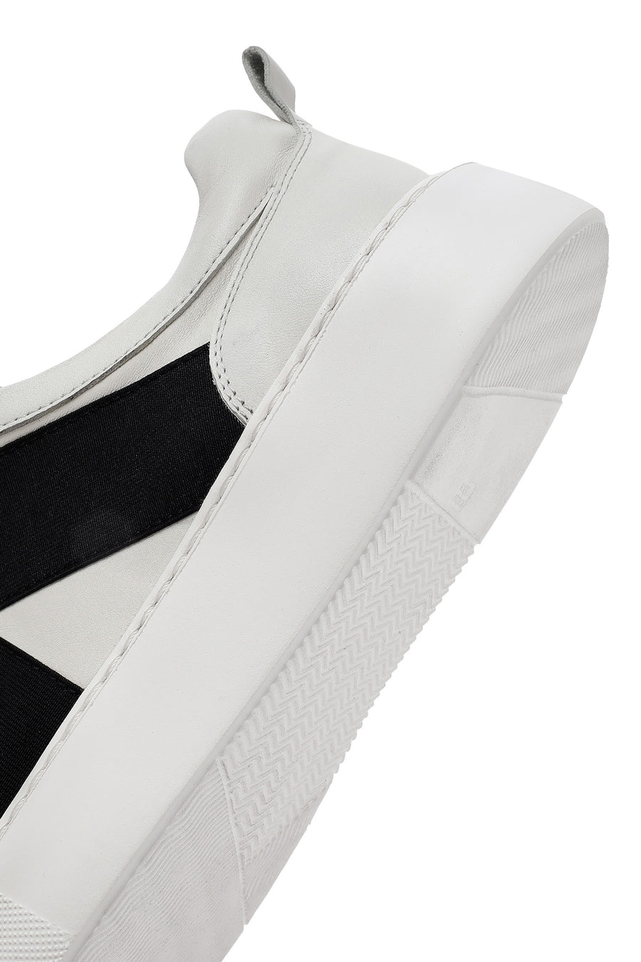 Erkek Beyaz Bağcıklı Kalın Tabanlı Deri Sneaker