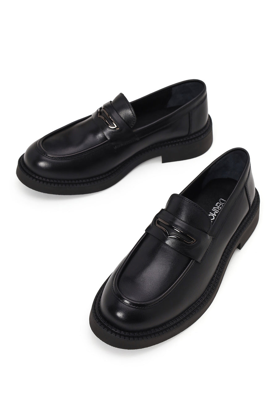 Woman Black Thick-Soled Leather Loafer