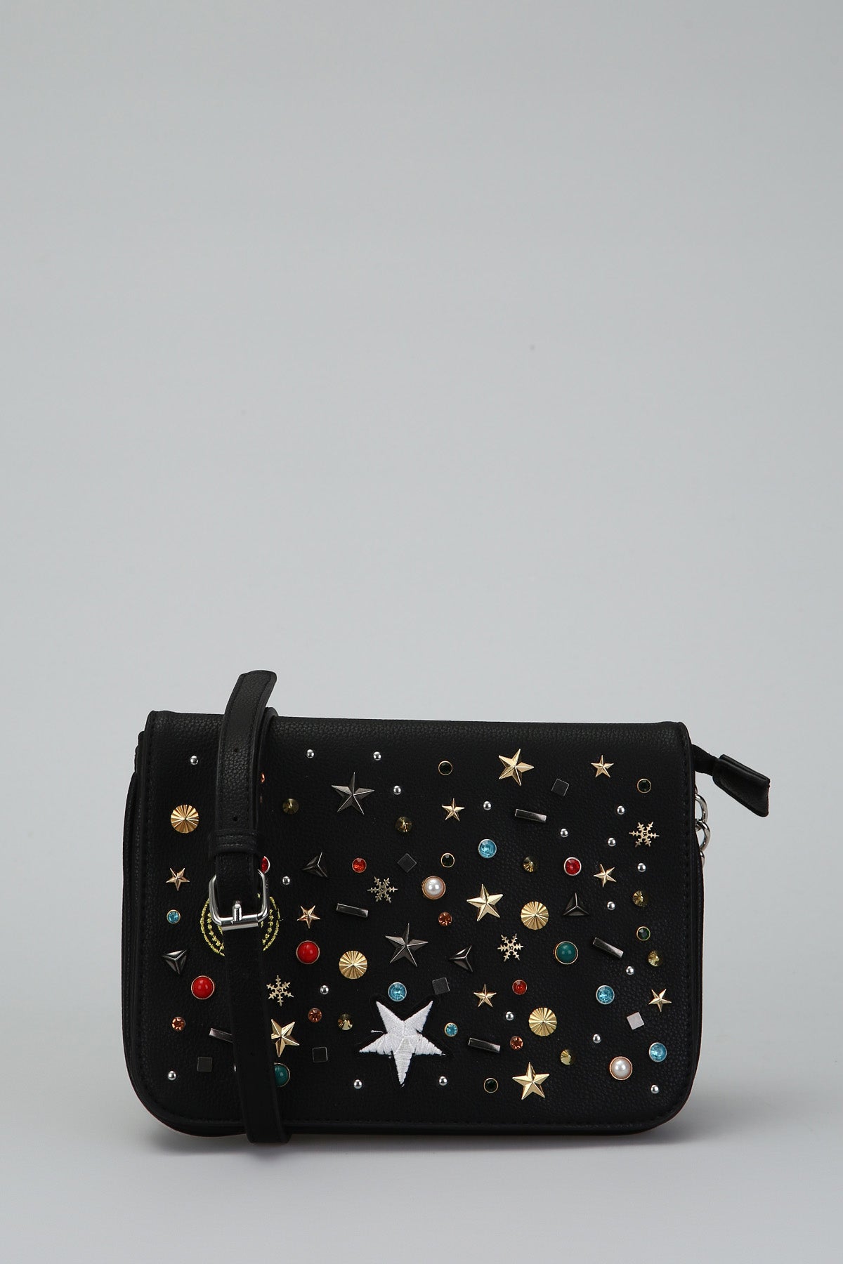 Complete the Look by Purchasing Together!