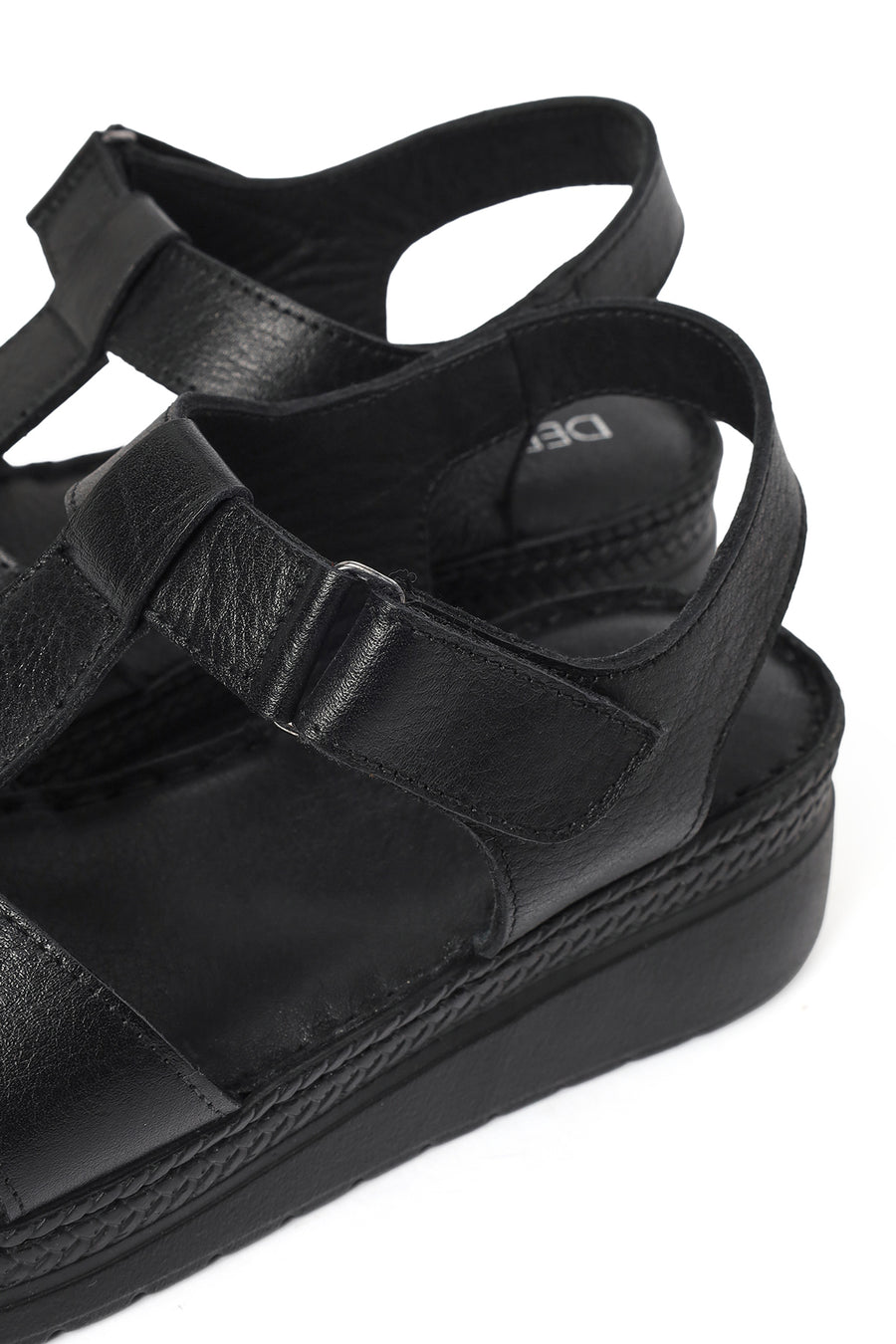 Kadın Siyah Kalın Tabanlı Deri Comfort Sandalet