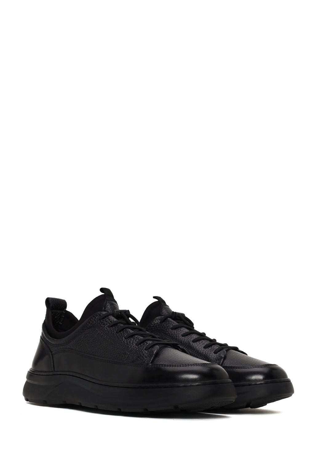 Erkek Siyah Bağcıklı Kalın Tabanlı Deri Sneaker