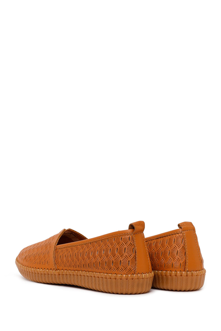 Woman Tan Leather Comfort Loafer