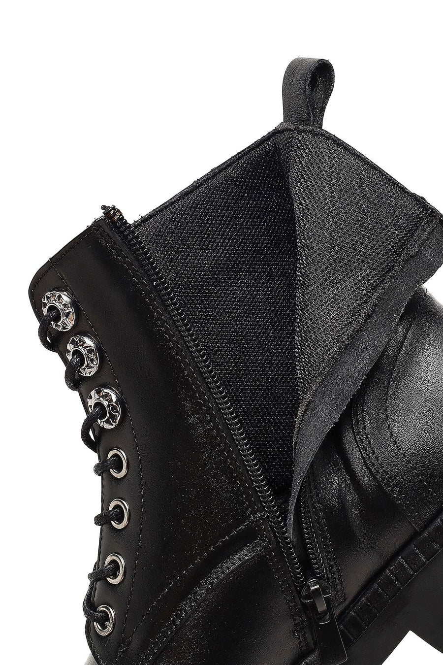 Woman Black Zip Closure Thick-Soled Leather Combat Boots