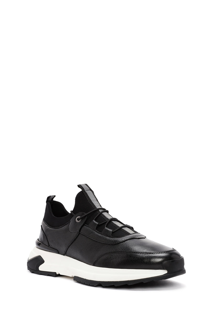 Men's Black Lace-Up Leather Casual Sneaker