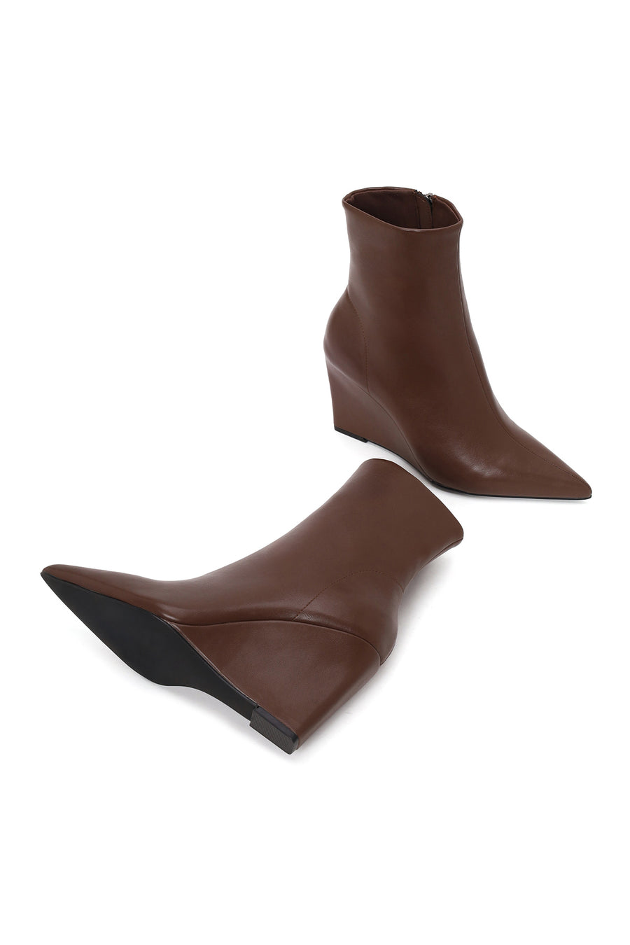 Woman Brown Zip Closure Wedge-Heel Boots