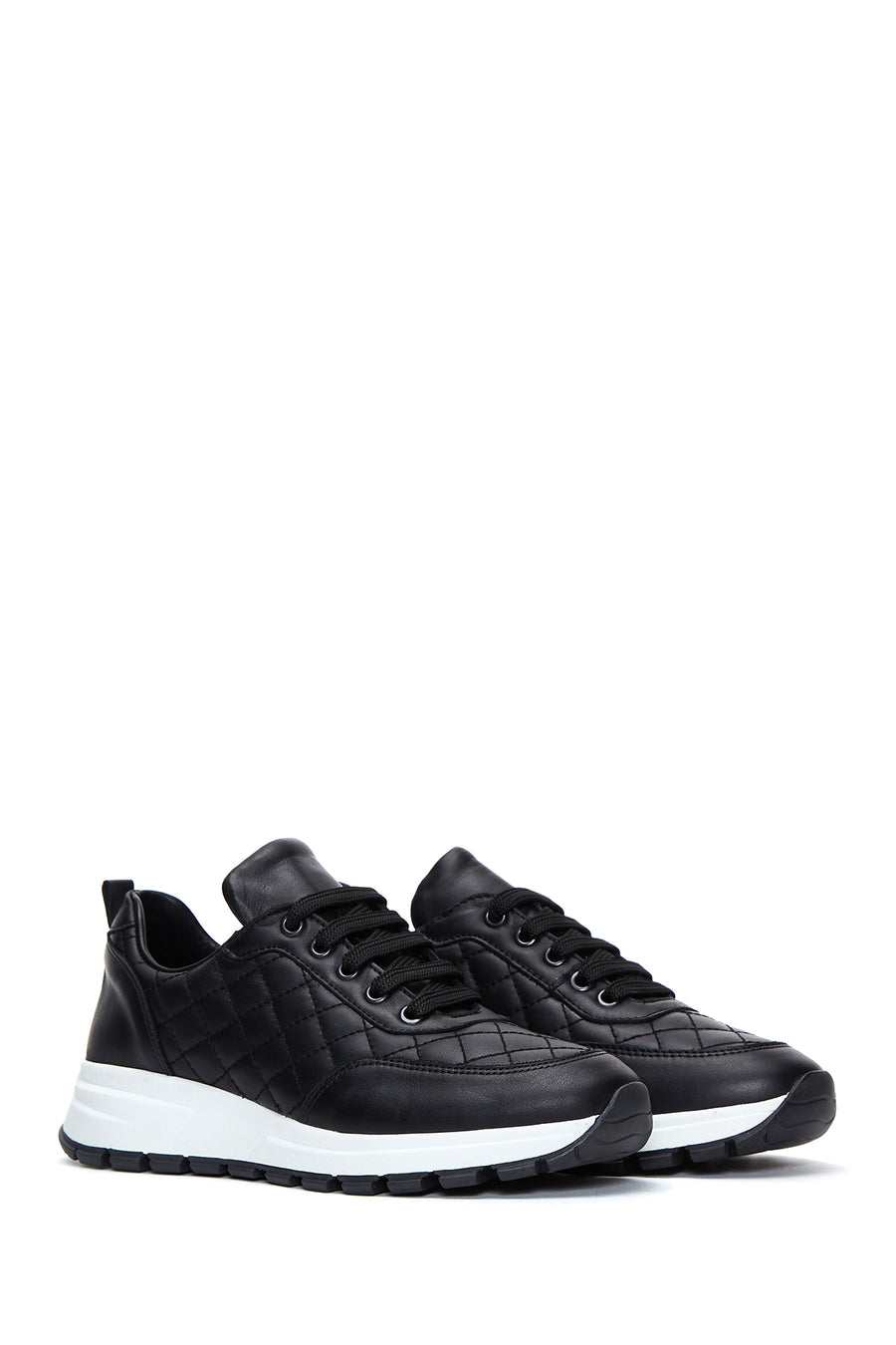 Kadın Siyah Bağcıklı Kapitone Desenli Deri Sneaker