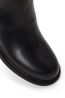 Woman Black Zip Closure Chunky-heeled Leather Boots | Derimod