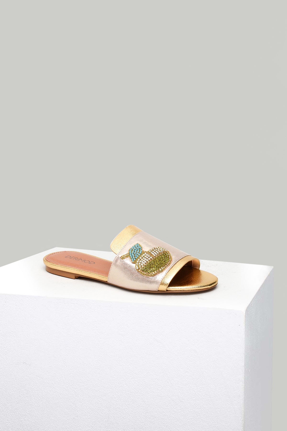 Bead Embroidered Gold Women's Slippers 18SFD208714 | Derimod