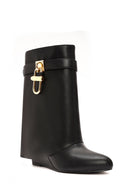 Woman Black Wedge Heel Boots | Derimod