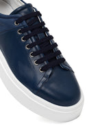 Erkek Lacivert Bağcıklı Kalın Tabanlı Deri Sneaker | Derimod