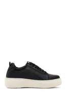 Kadın Siyah Bağcıklı Kalın Tabanlı Deri Sneaker | Derimod