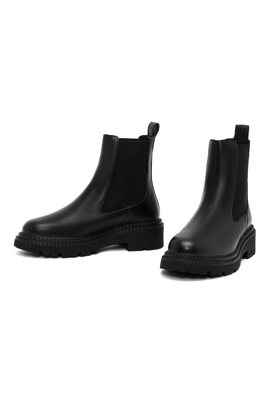 Woman Black Thick-Soled Chelsea Boots
