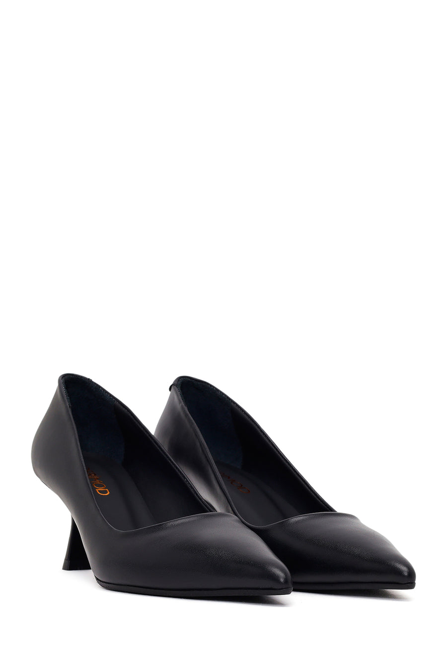 Woman Black Thin-Heeled Leather Stiletto
