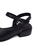 Woman Black Ankle-Buckle Low-Heel Leather Sandals | Derimod