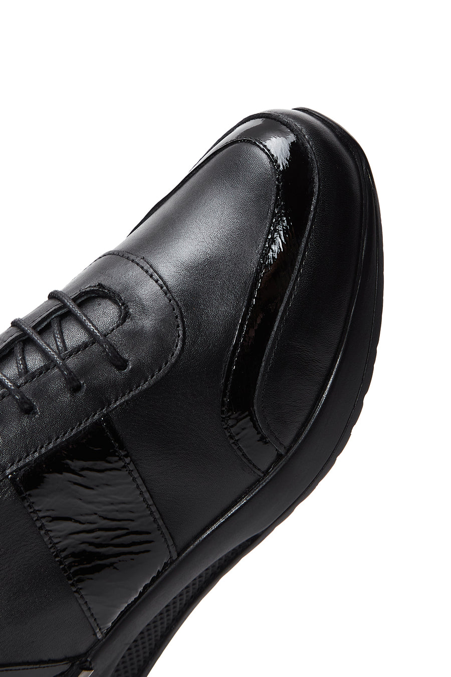 Women's Black Leather Sneaker