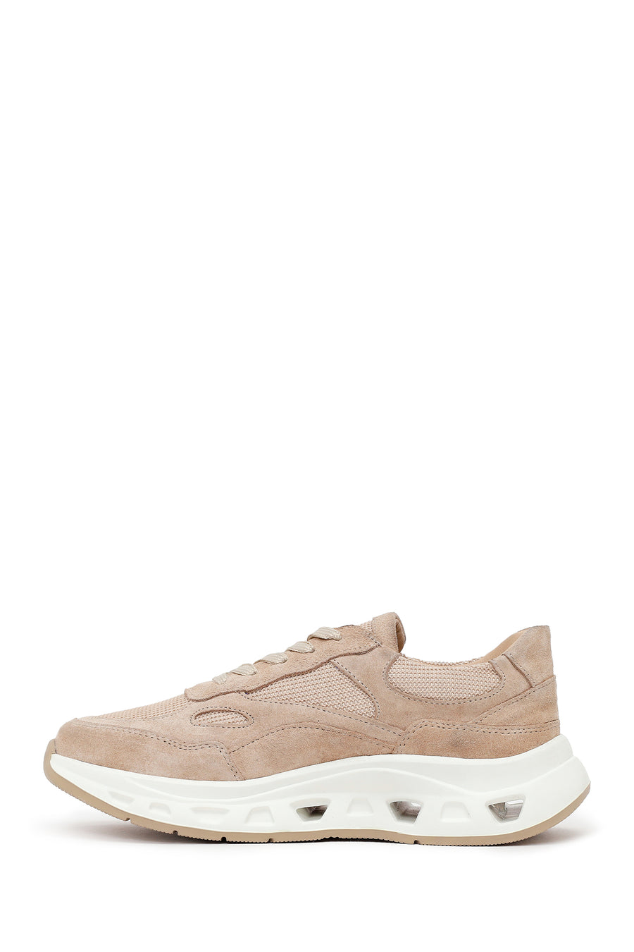 Kadın Bej Bağcıklı Kalın Tabanlı Süet Deri Sneaker