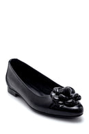 Women's Leather Flower Detailed Ballerinas | Derimod