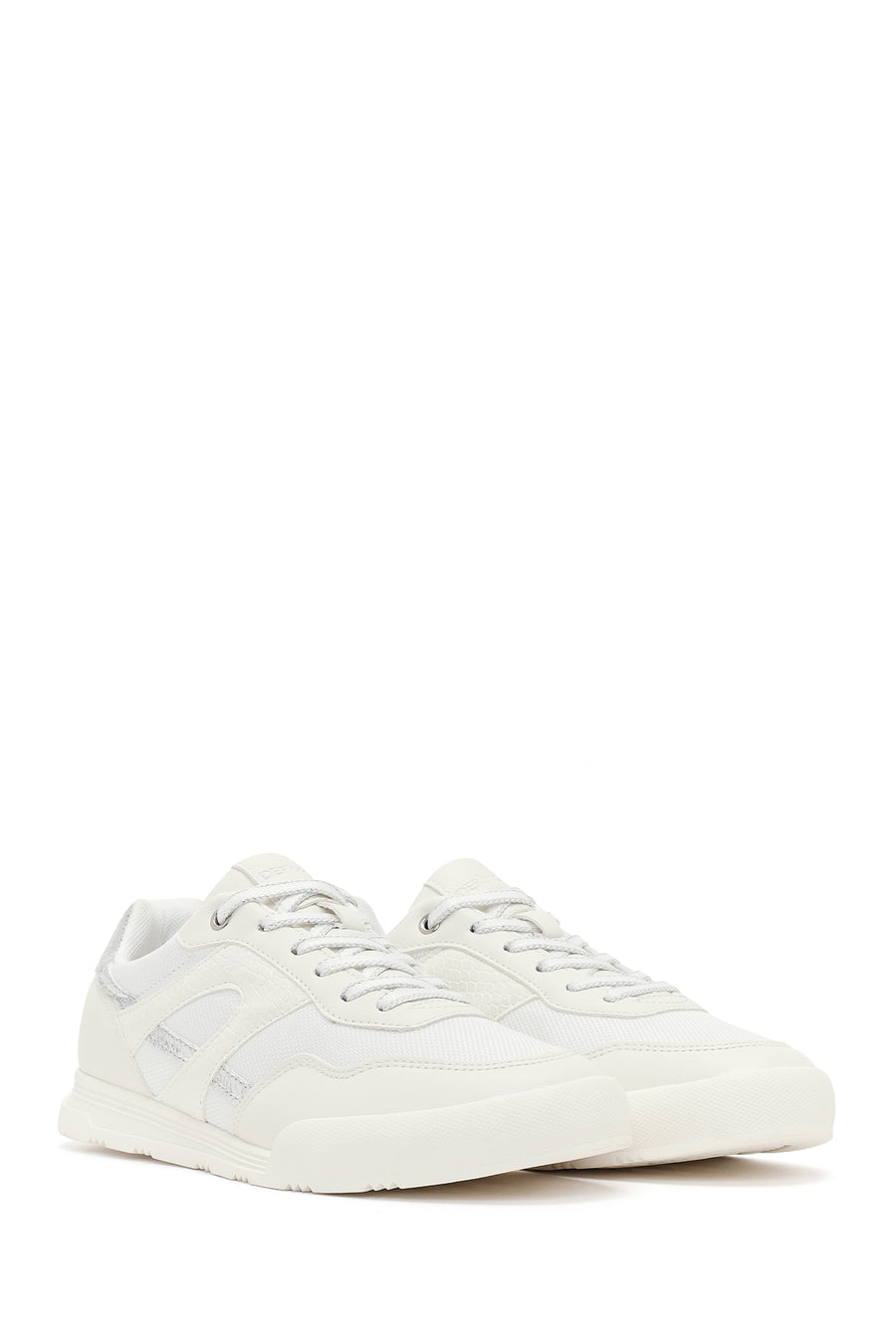 Kadın Beyaz Bağcıklı Sneaker
