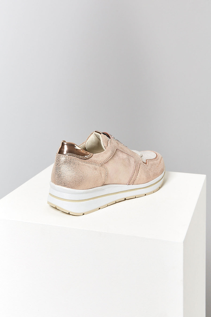 Women's Leather Sports Shoes