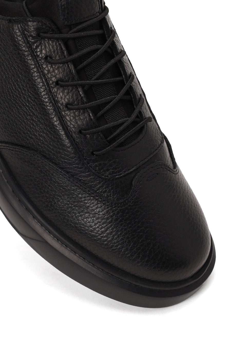 Male Black Lace-Up Thick-Soled Leather Sneaker
