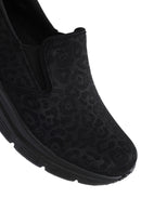 Skechers Women's Black Fashion Fit Comfort Shoes | Derimod