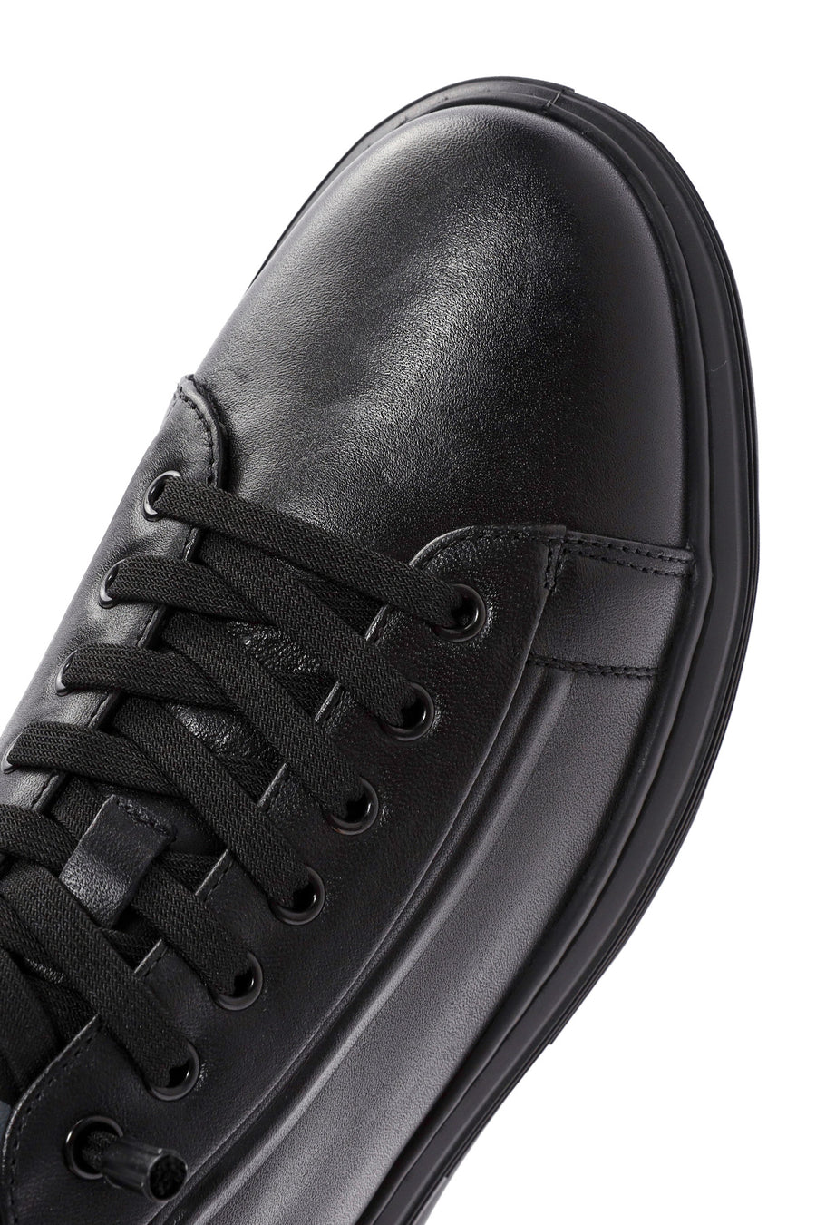 Male Black Lace-Up Leather Sneaker
