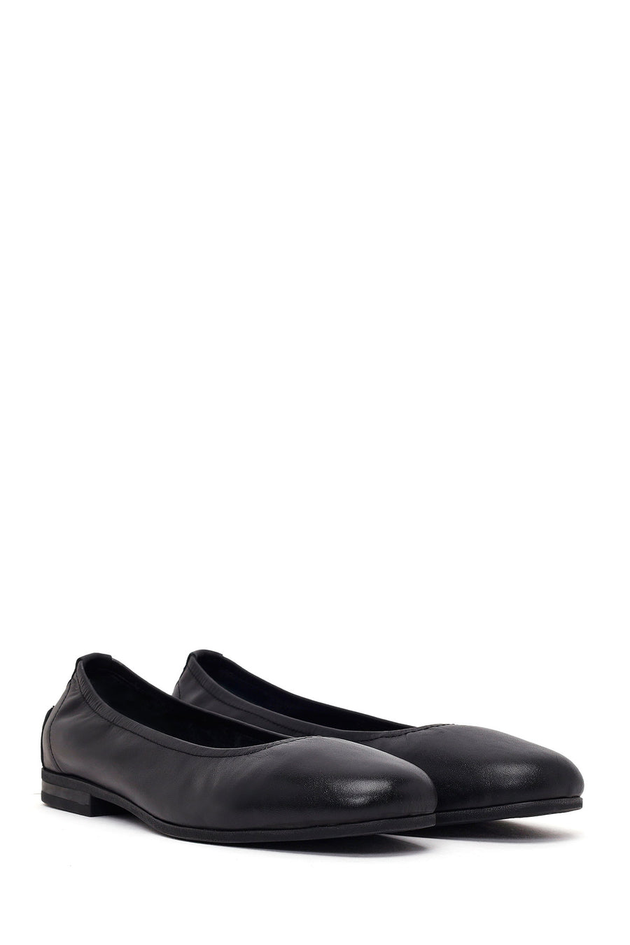 Woman Black Leather Ballet Flat