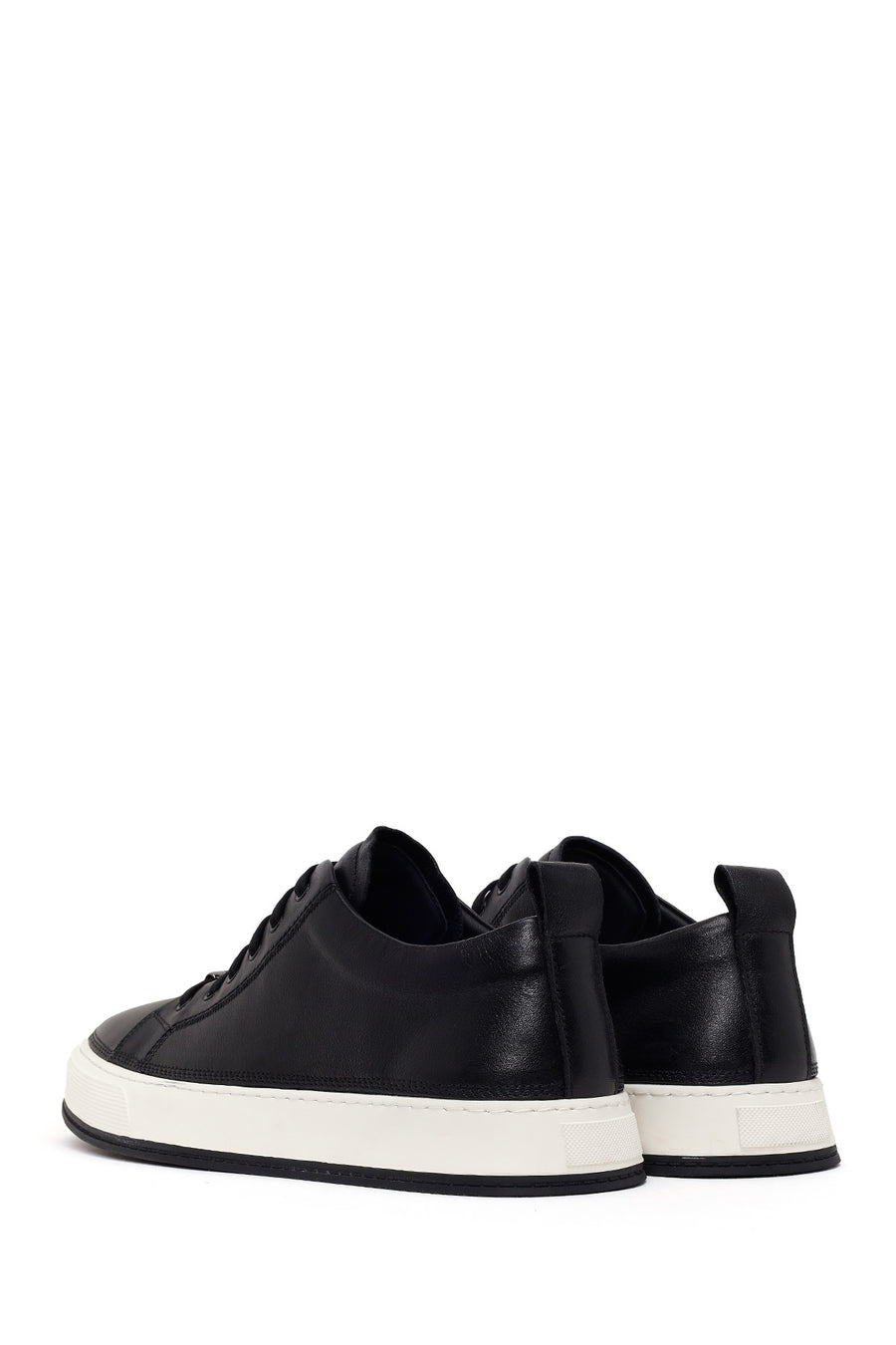 Male Black Lace-Up Leather Sneaker