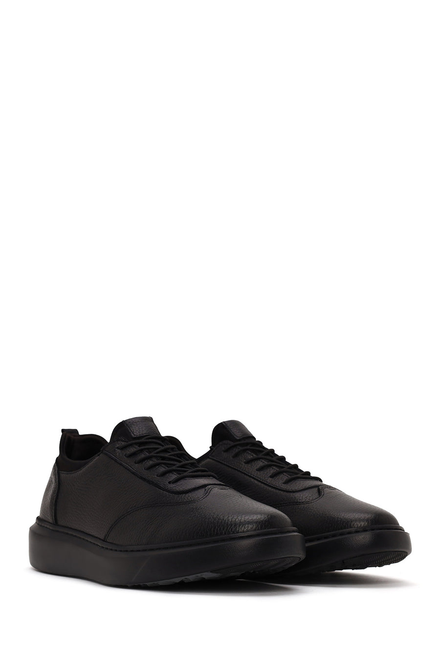 Male Black Lace-Up Thick-Soled Leather Sneaker