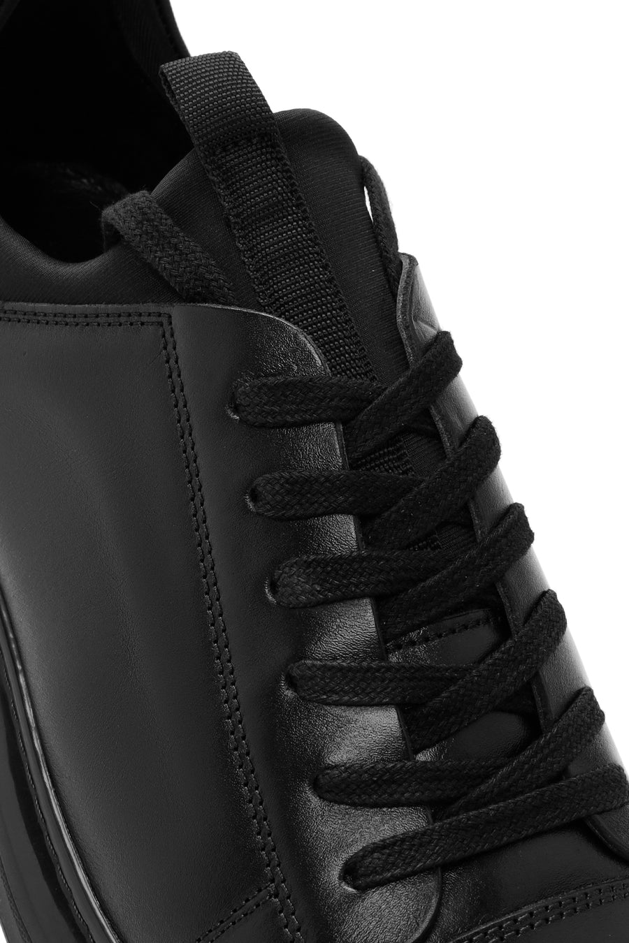 Erkek Siyah Bağcıklı Deri Sneaker
