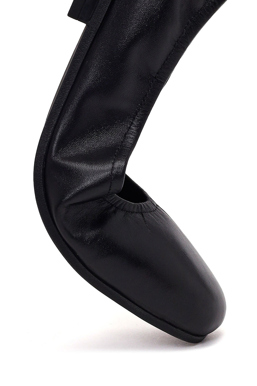 Woman Black Leather Ballet Flat