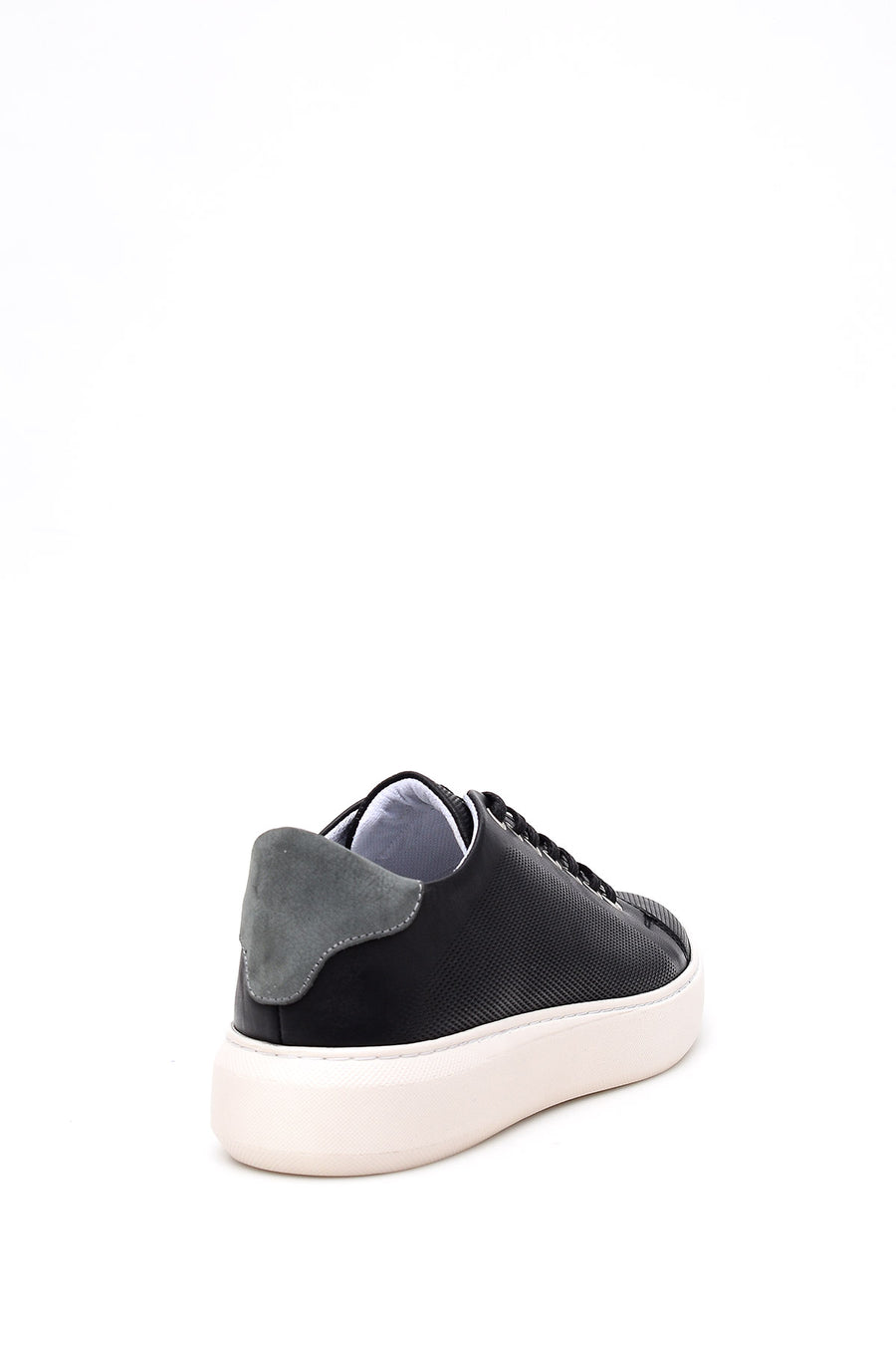 Erkek Delikli Sneaker