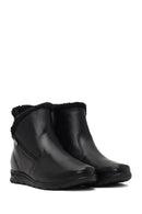 Woman Black Zip Closure Leather Comfort Boots | Derimod
