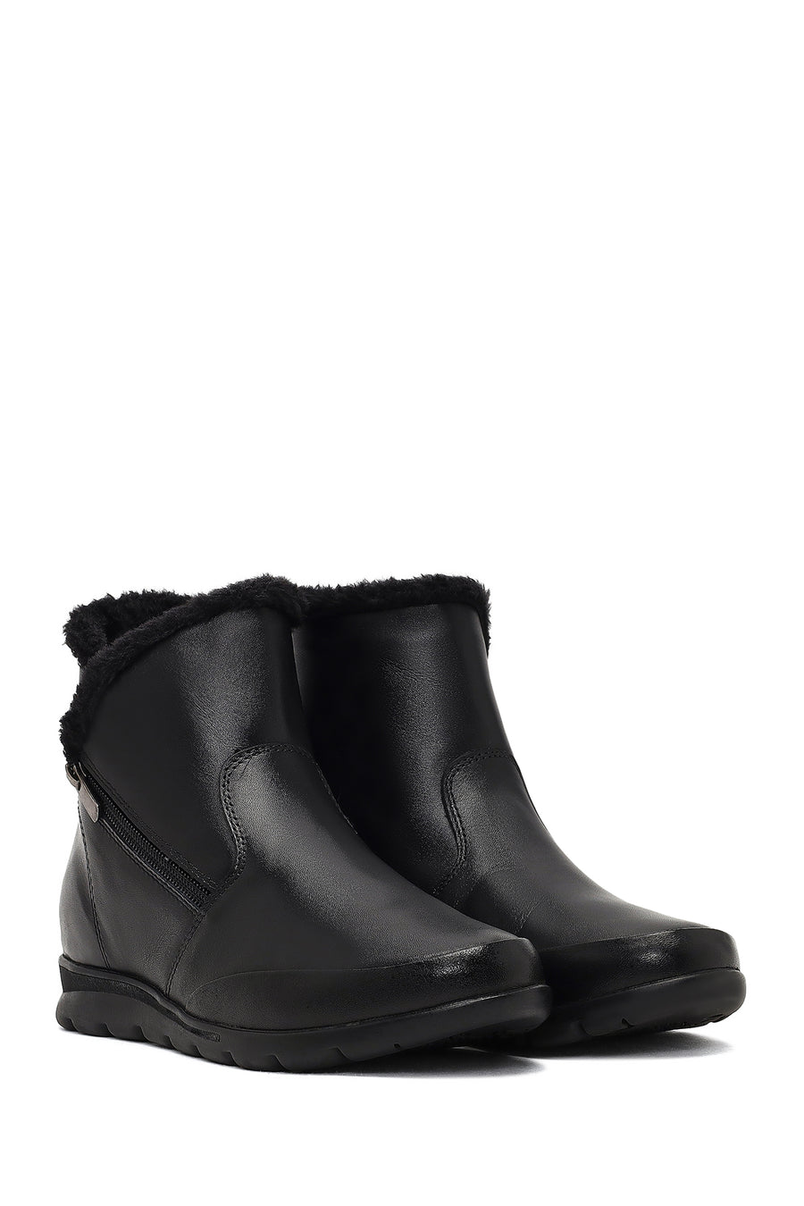 Woman Black Zip Closure Leather Comfort Boots