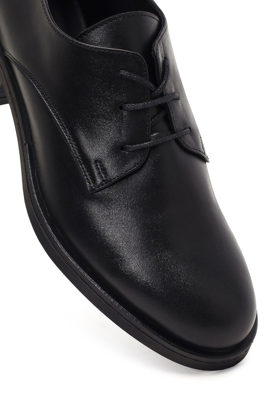 Women's Black Lace-up Leather Masculine Shoe