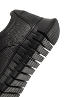 Erkek Siyah Bağcıklı Kalın Tabanlı Deri Casual Sneaker | Derimod