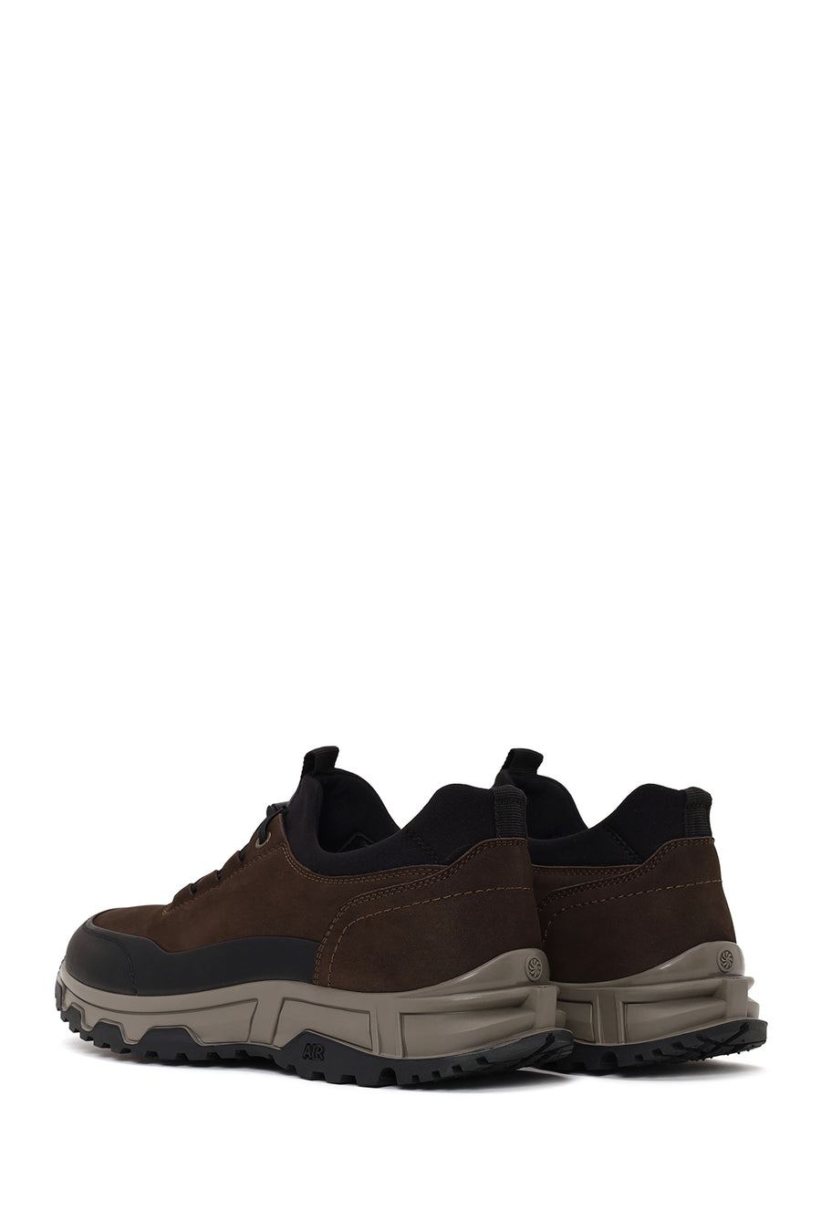 Derimod Fly Erkek Kahverengi Bağcıklı Kalın Tabanlı Nubuk Deri Casual Sneaker