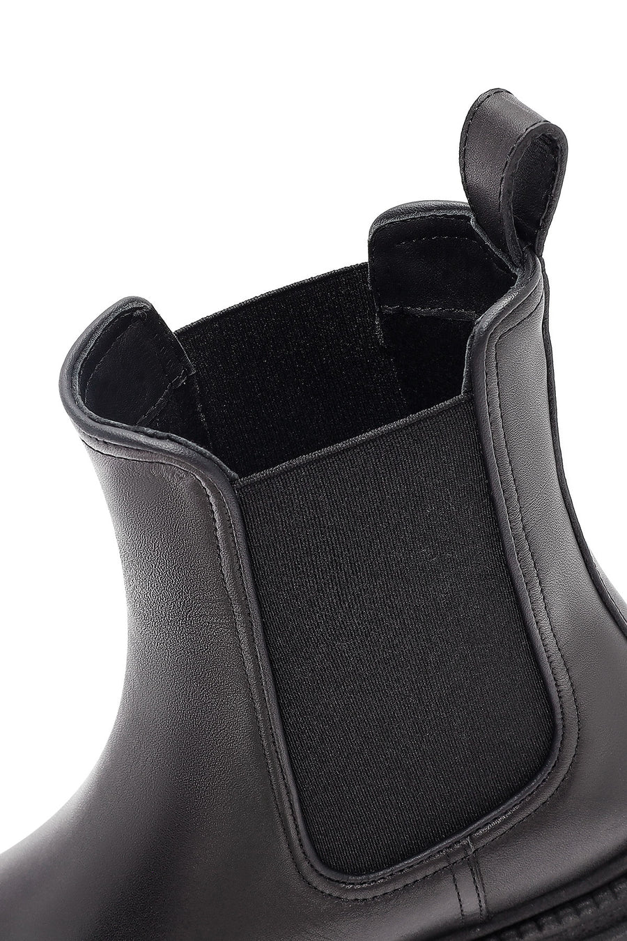 Woman Black Thick-Soled Leather Chelsea Boots