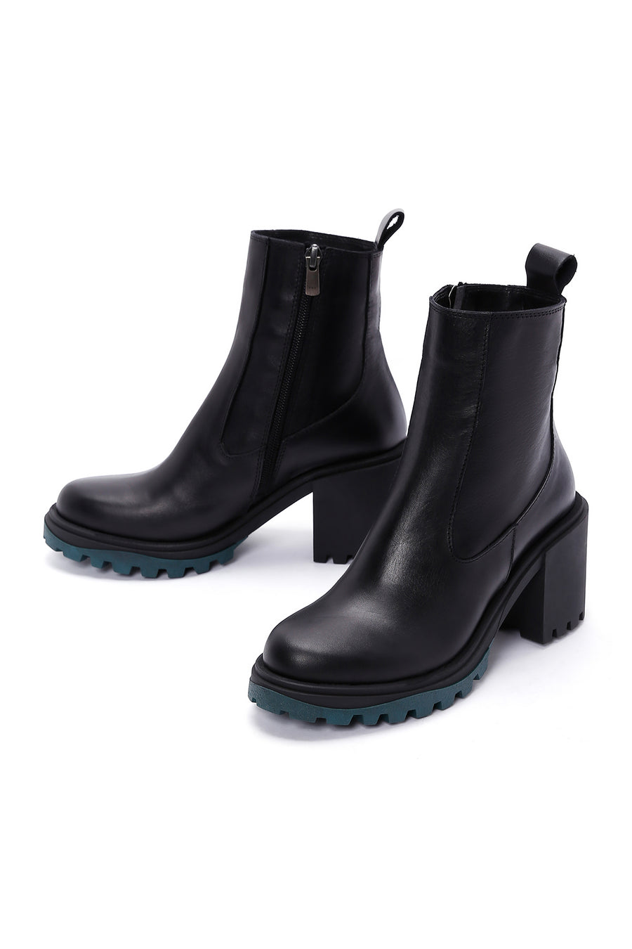 Women's Black Leather Zippered Heeled Boots