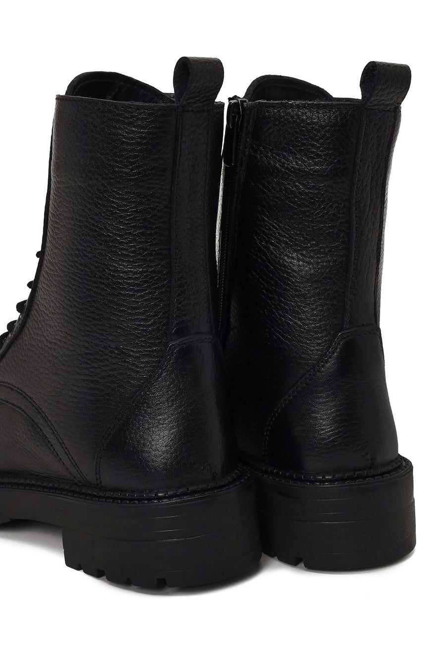 Woman Black Zip Closure Thick-Soled Leather Combat Boots