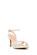Kadın Beyaz Bilekten Tokalı İnce Topuklu Sandalet | Derimod