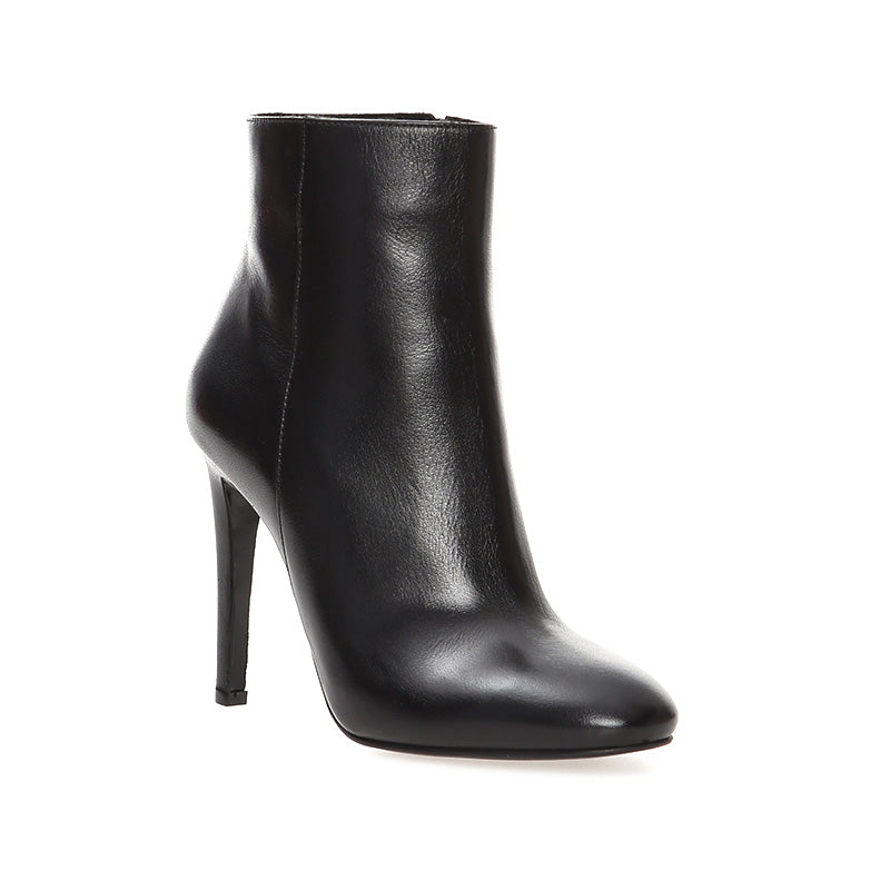 Complete the Look by Purchasing Together!