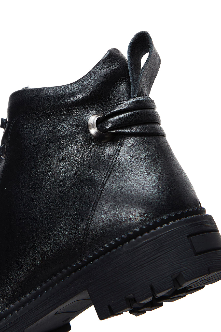 Woman Black Zip Closure Leather Boots